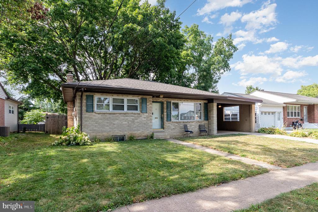26 William Penn Dr