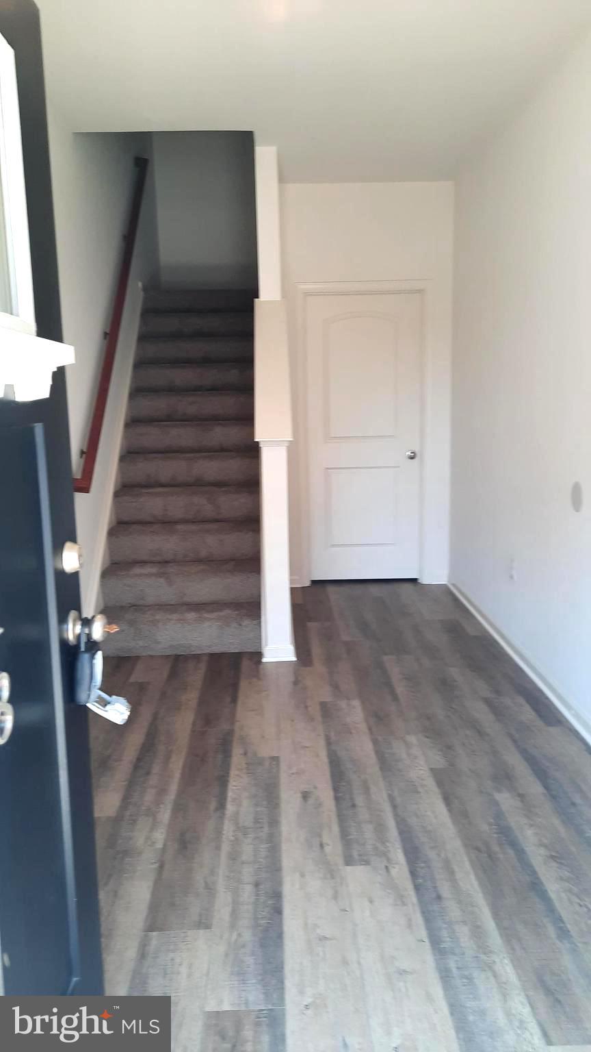 818 ADMIRALS QUAY DR