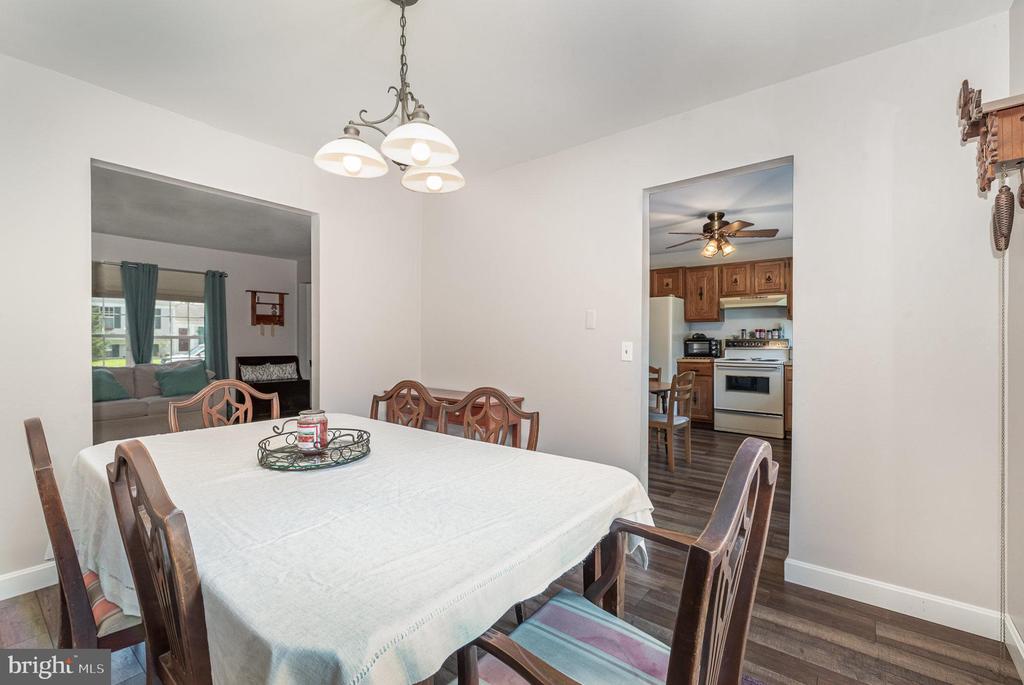 24 Lilac Dr