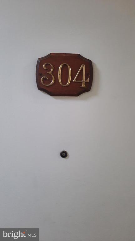 2712 LISBURN RD #304