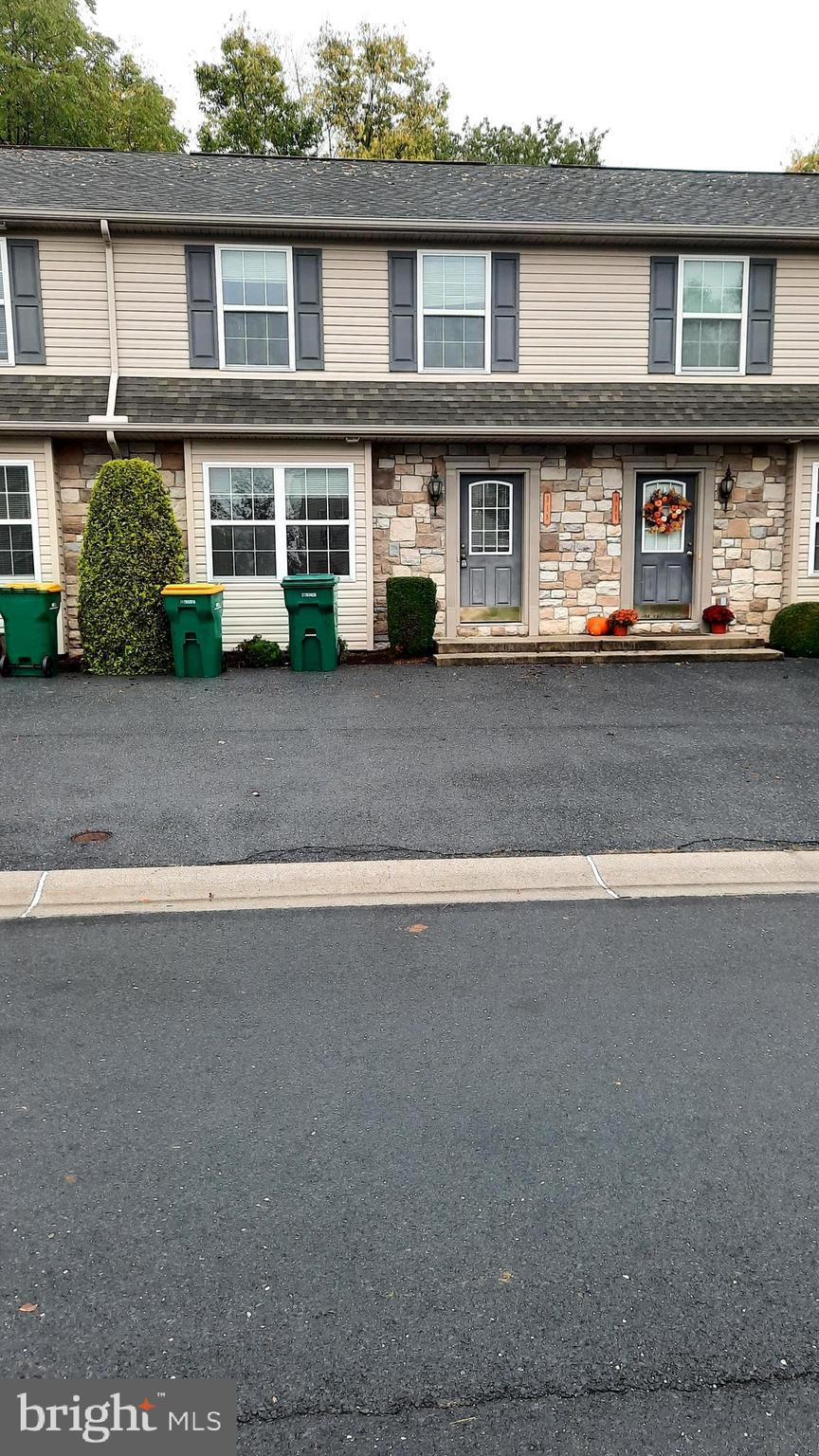 315 ANTILLES COURT
