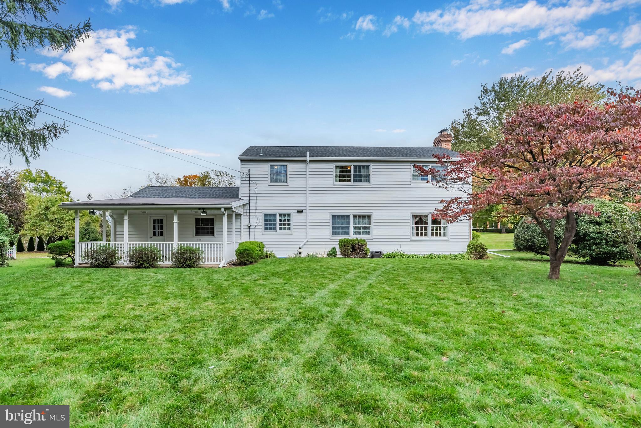 422 Deerfield Rd