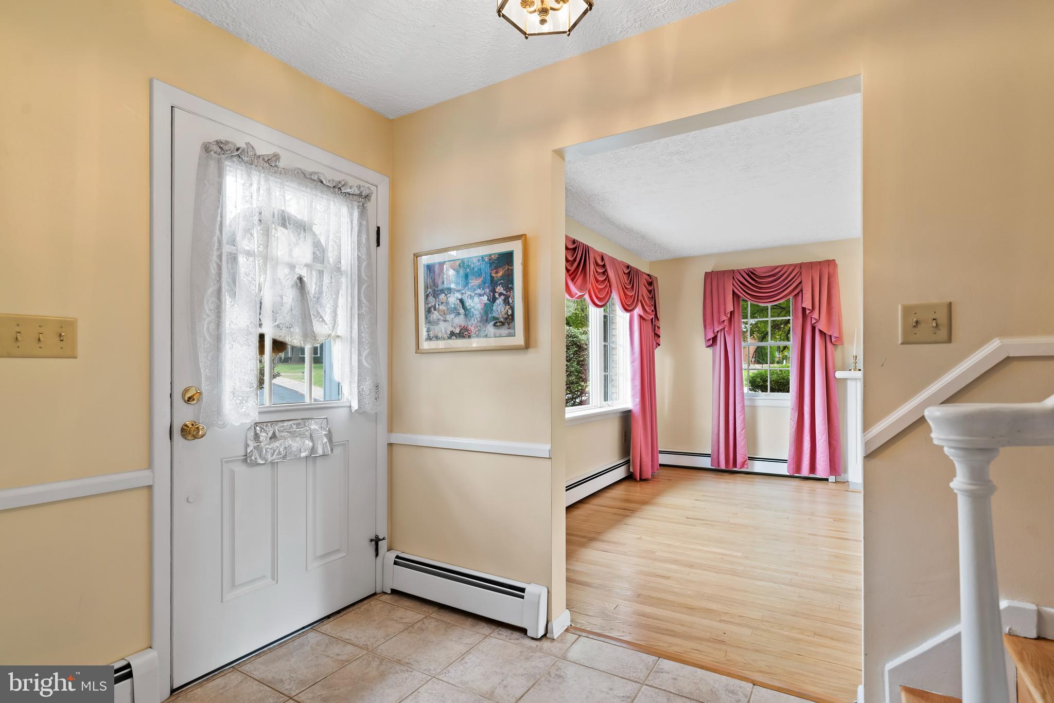 422 Deerfield Rd