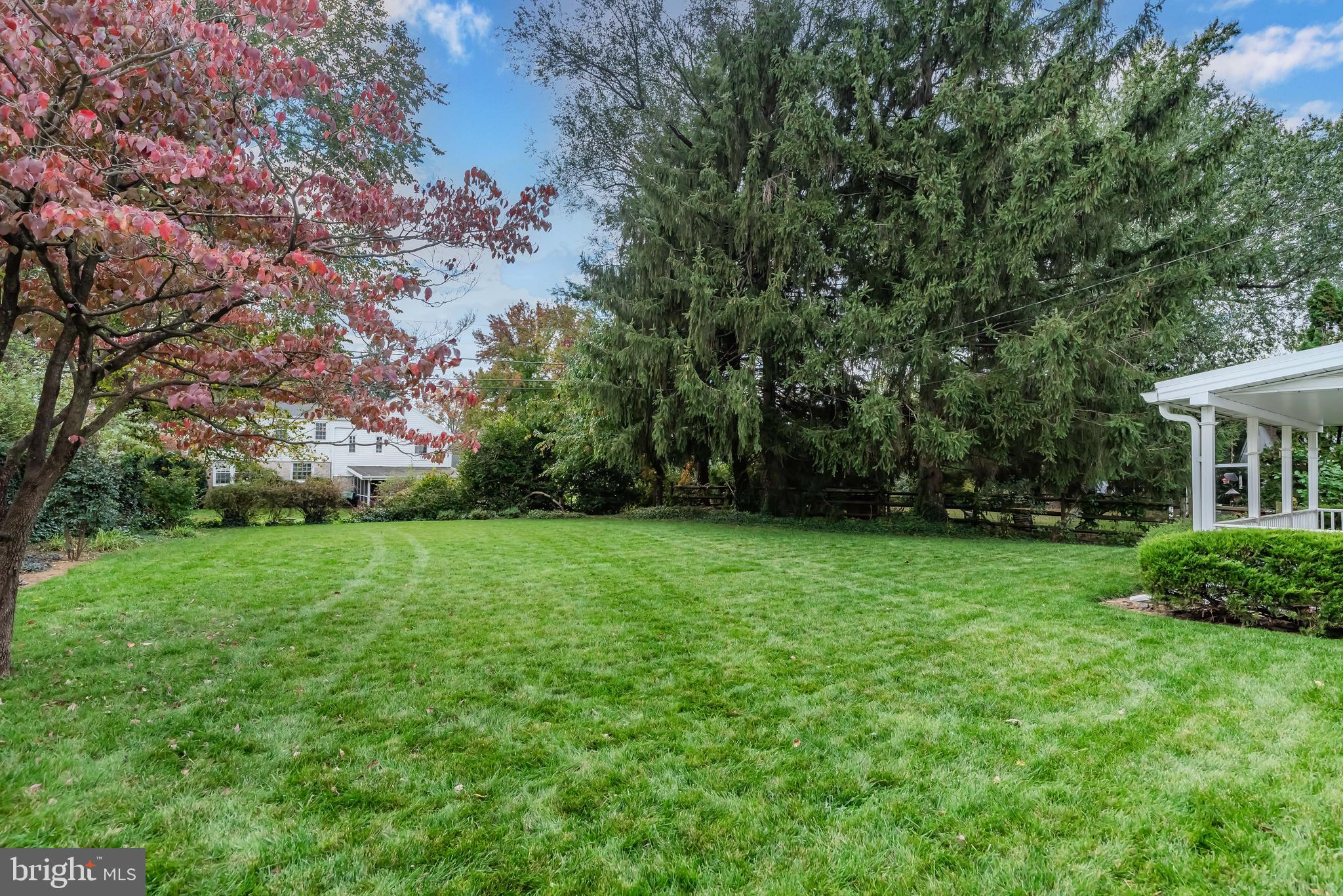 422 Deerfield Rd