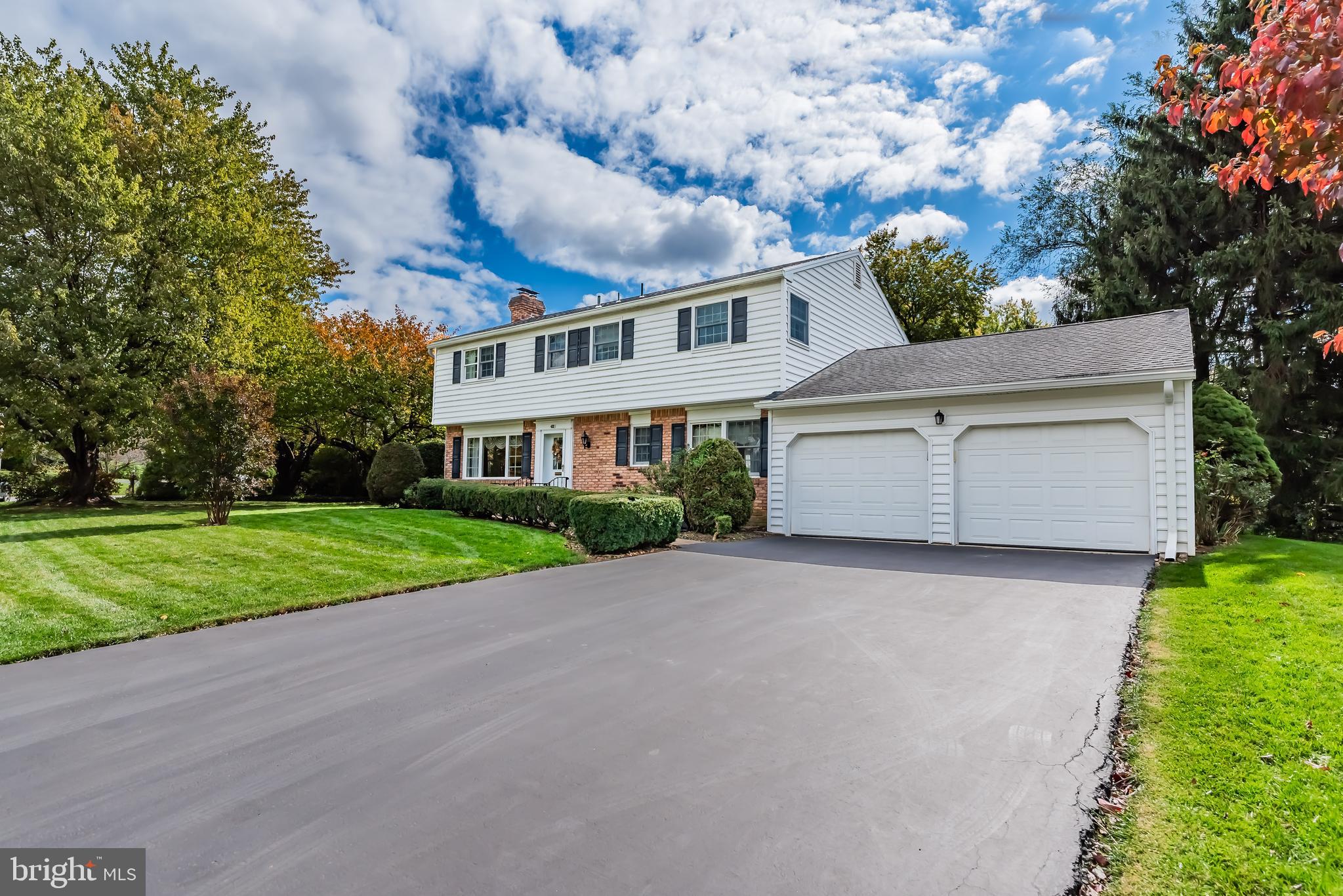 422 Deerfield Rd