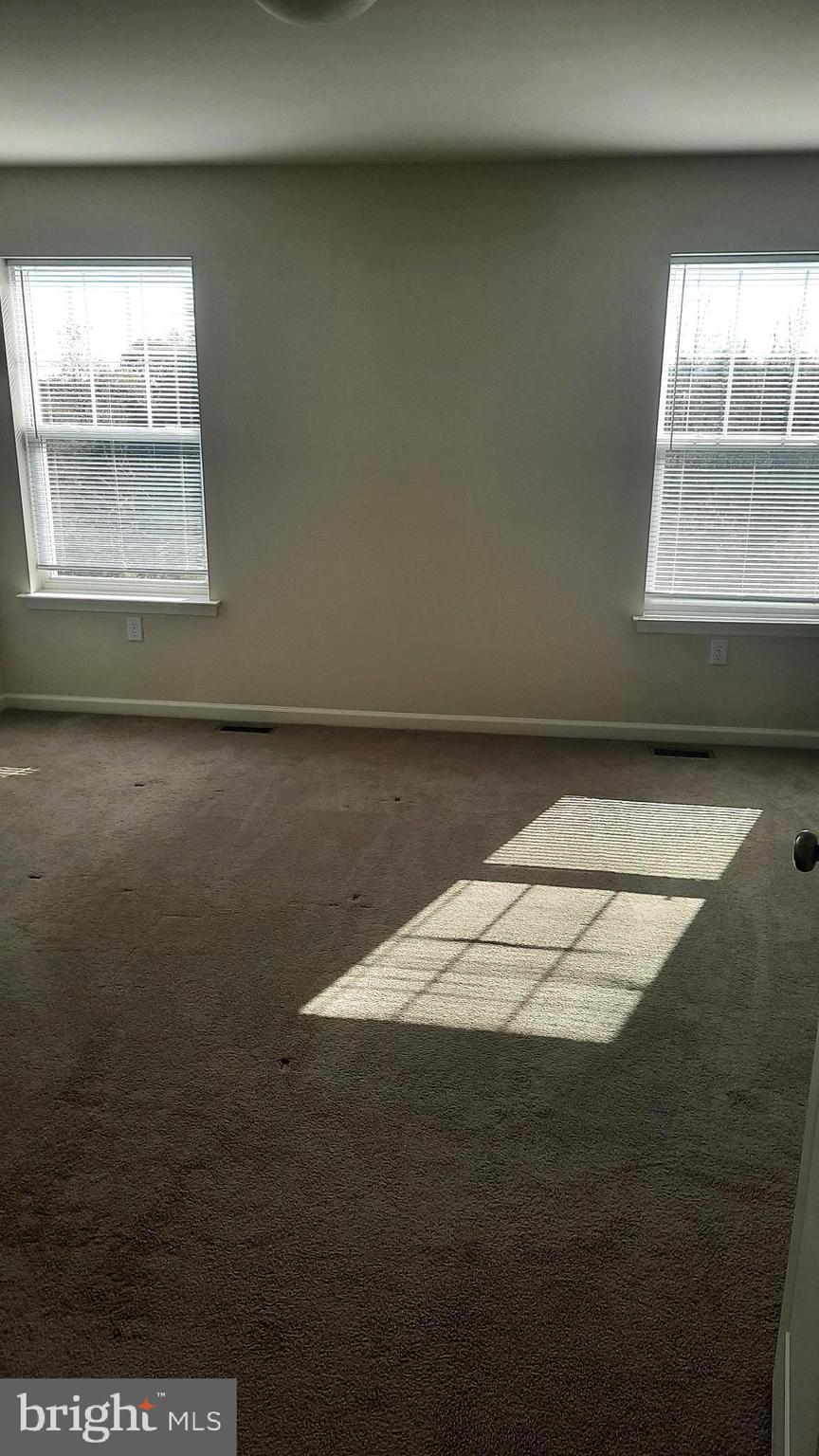 921 ADMIRALS QUAY DR