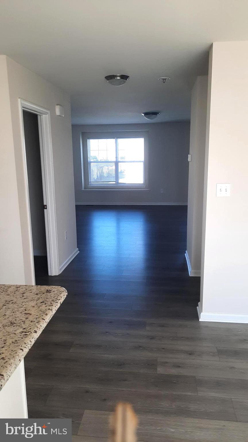 921 ADMIRALS QUAY DR