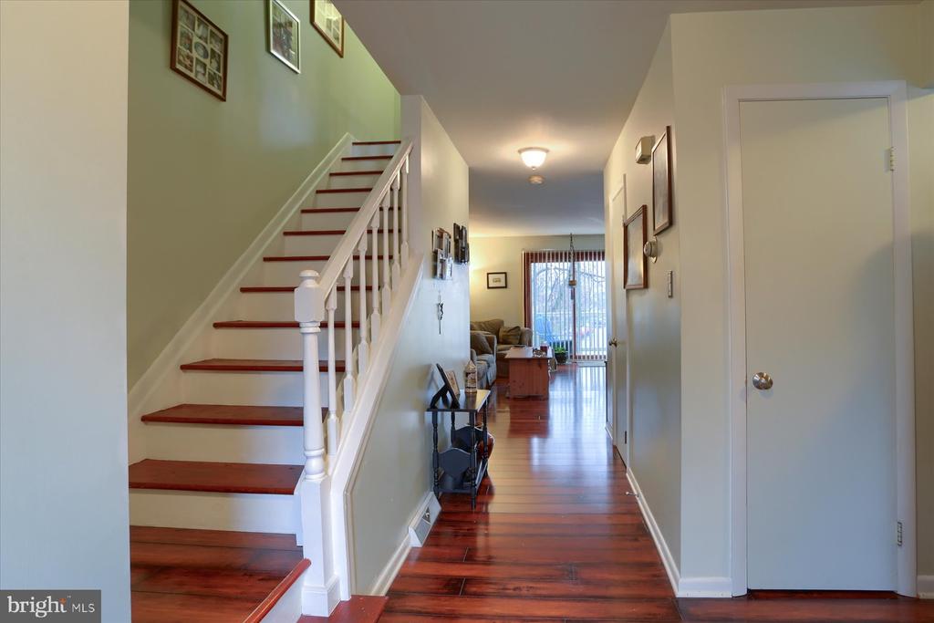 18 Drexel Pl