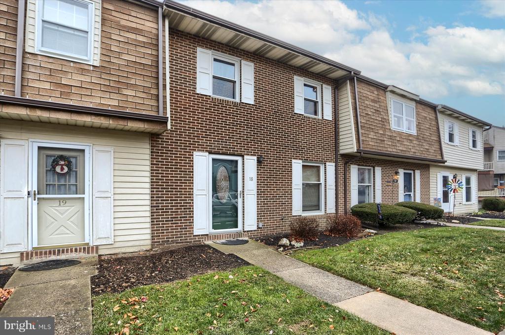 18 Drexel Pl