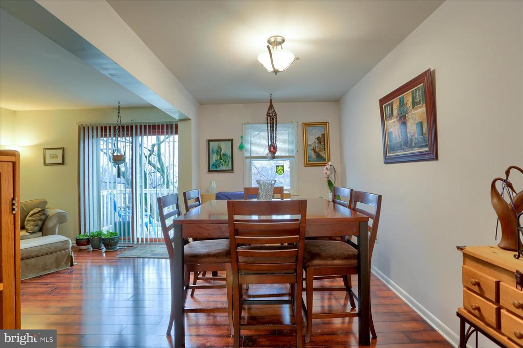 18 Drexel Pl