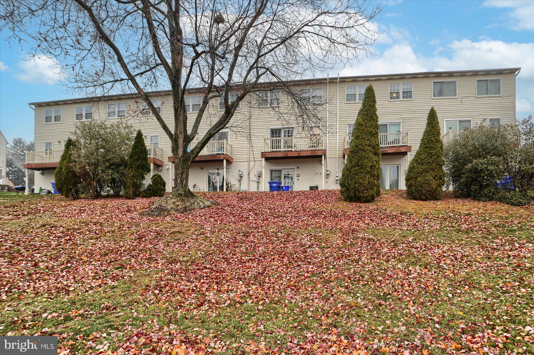 18 Drexel Pl