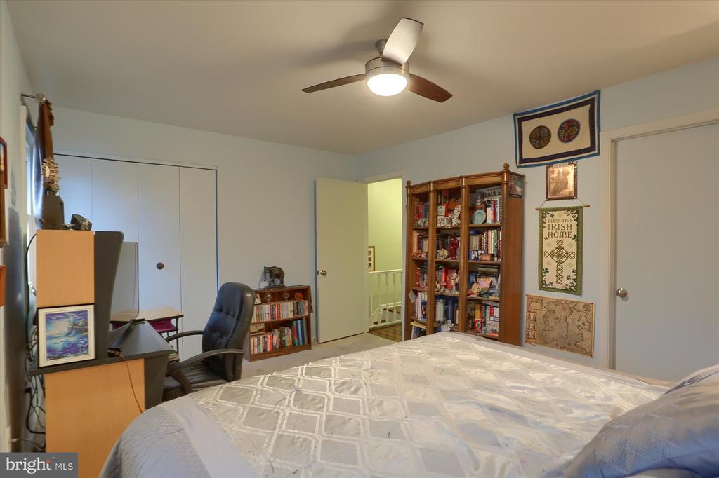 18 Drexel Pl