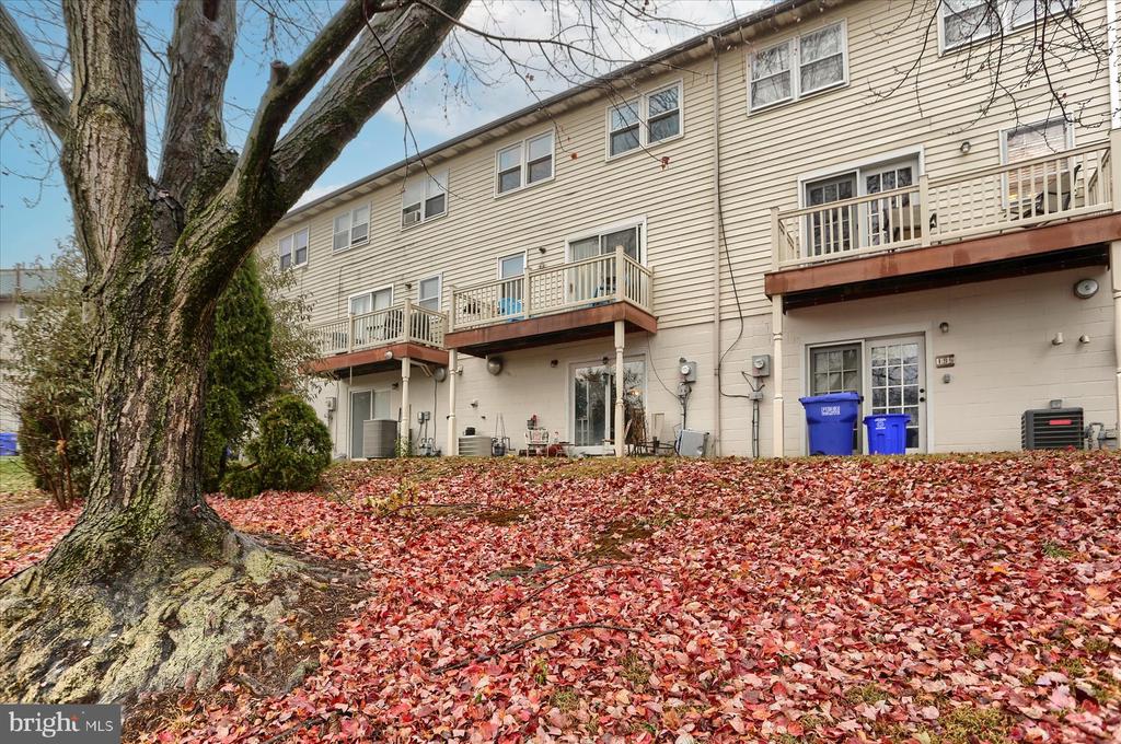 18 Drexel Pl