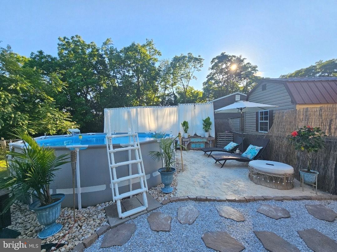 1349 W Trindle Rd