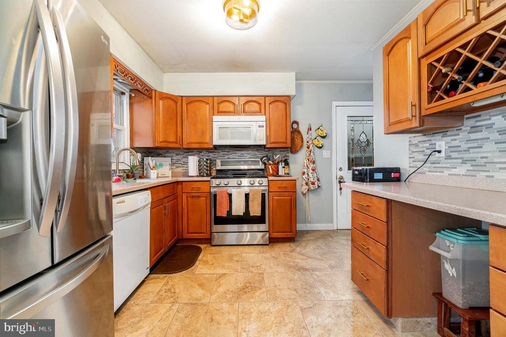 1349 W Trindle Rd