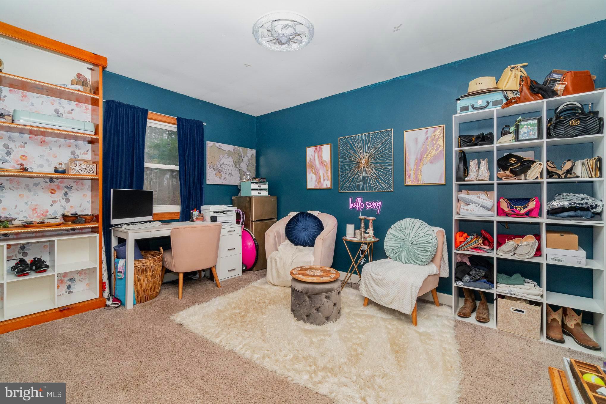 1349 W Trindle Rd