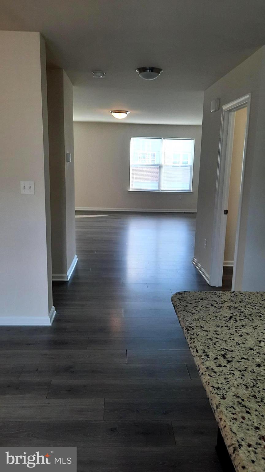 936 ADMIRALS QUAY DR