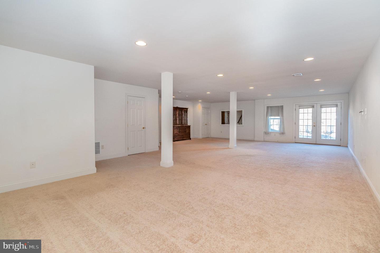 2293 Mill Rd