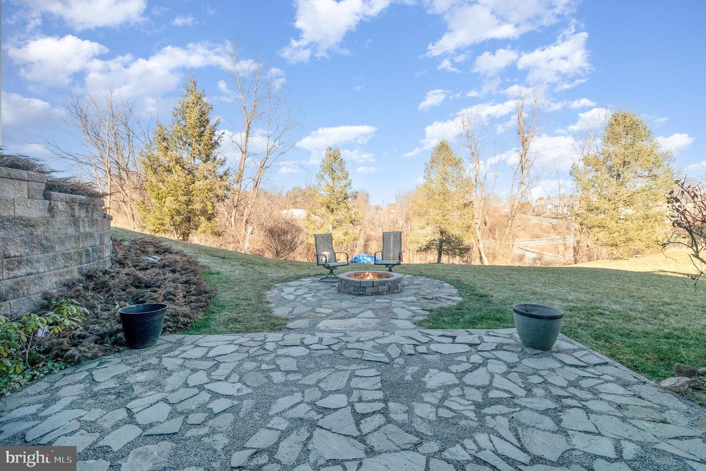 2293 Mill Rd