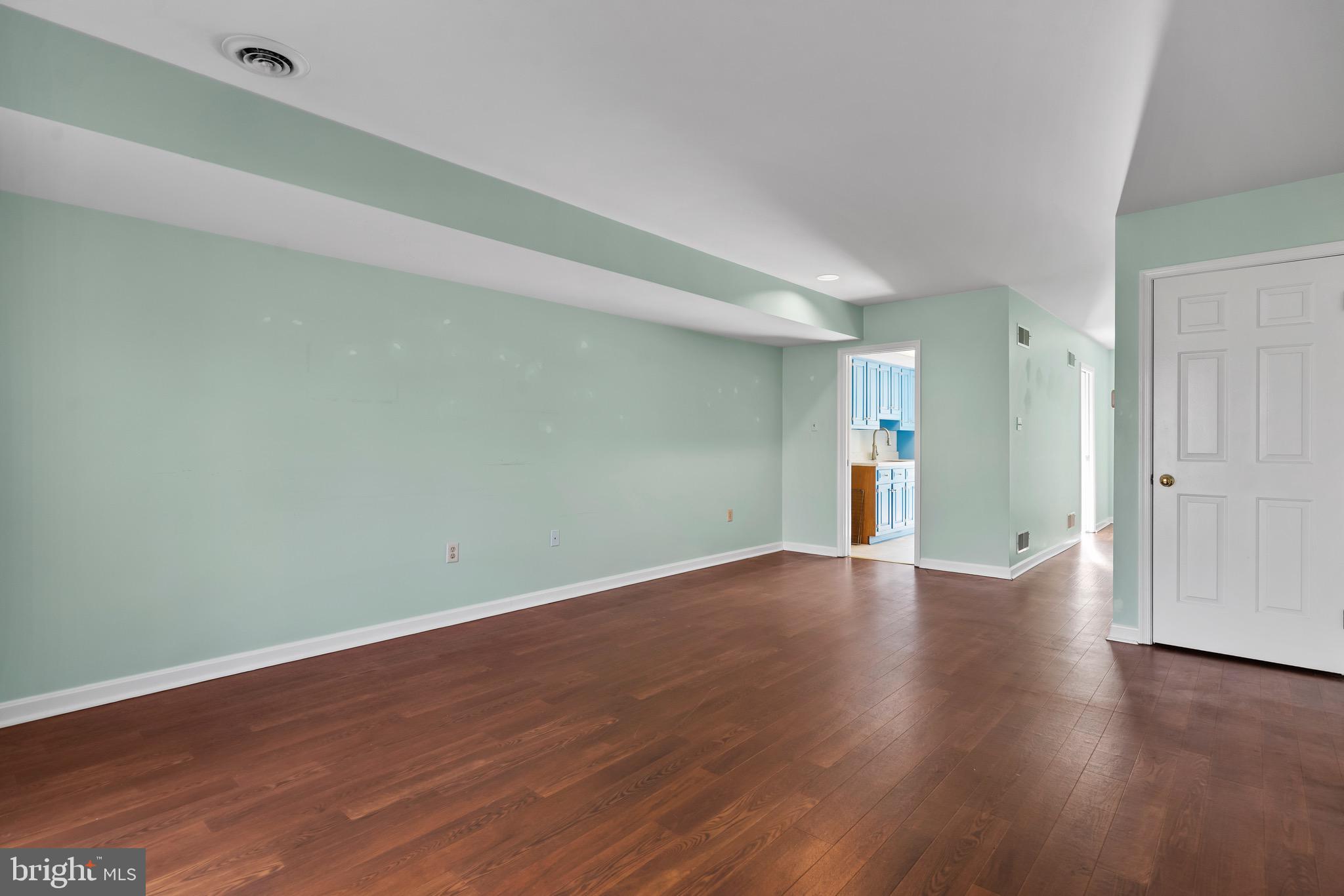 6267 Stanford Ct