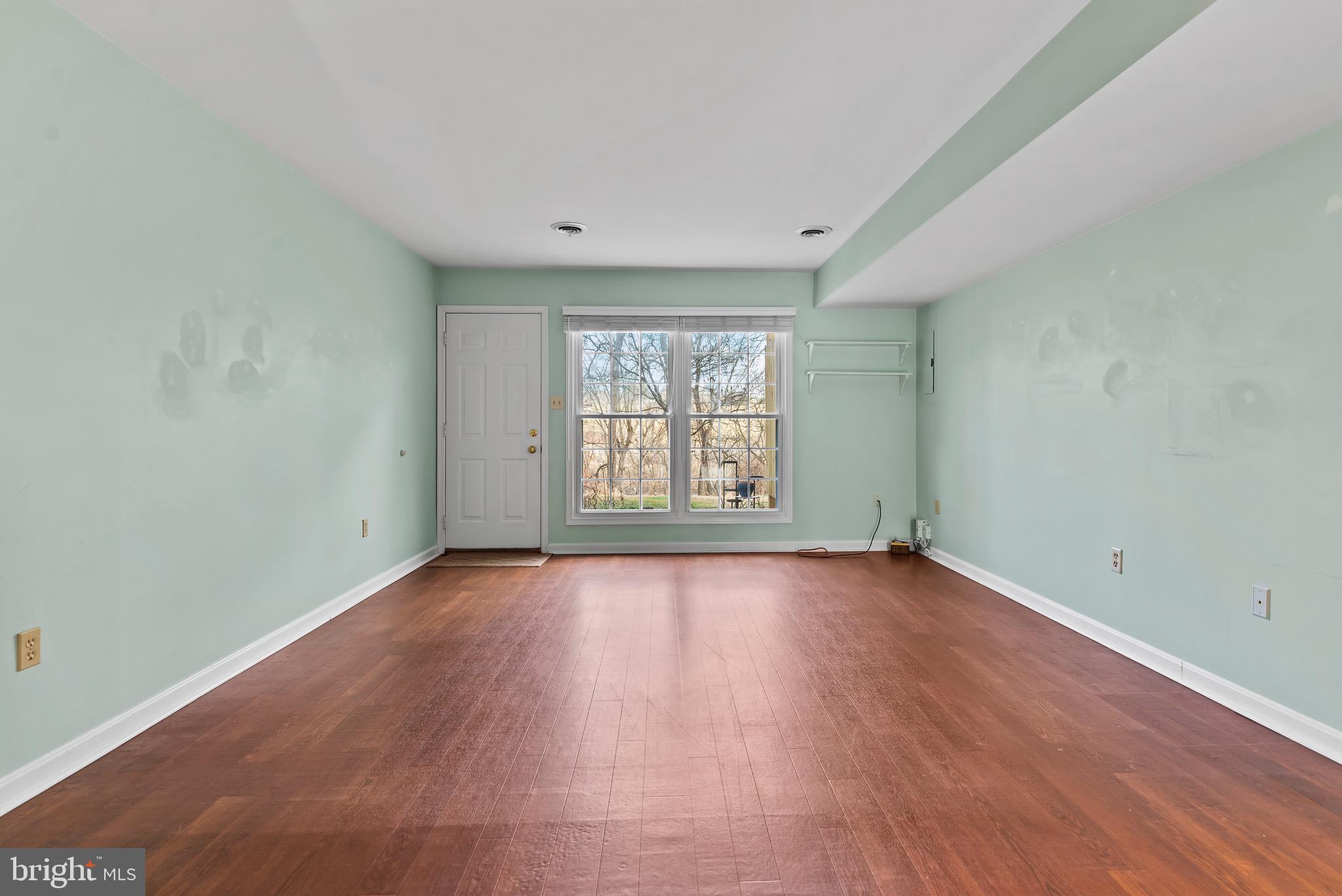 6267 Stanford Ct
