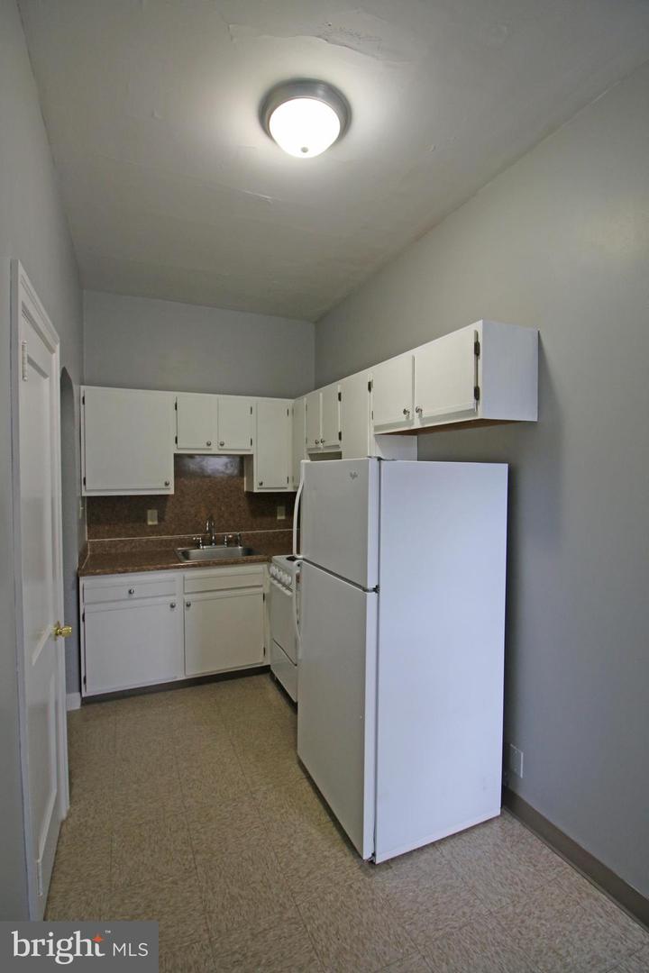 12 S FILBERT ST #C1