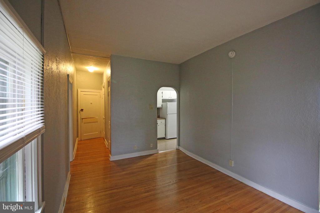 12 S FILBERT ST #C1