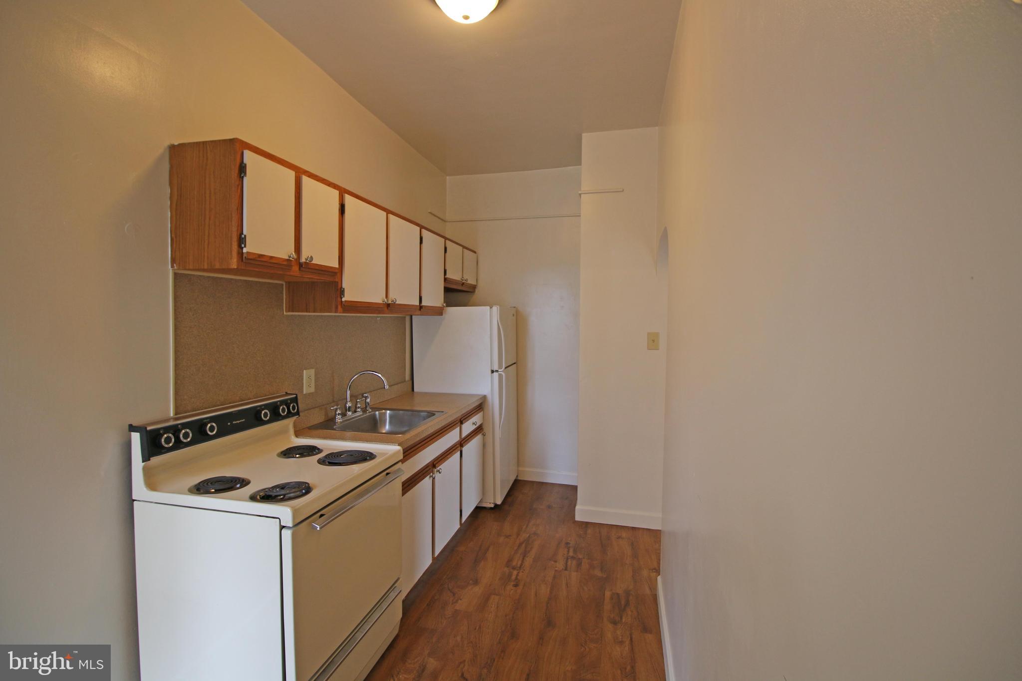 12 S FILBERT ST #B2
