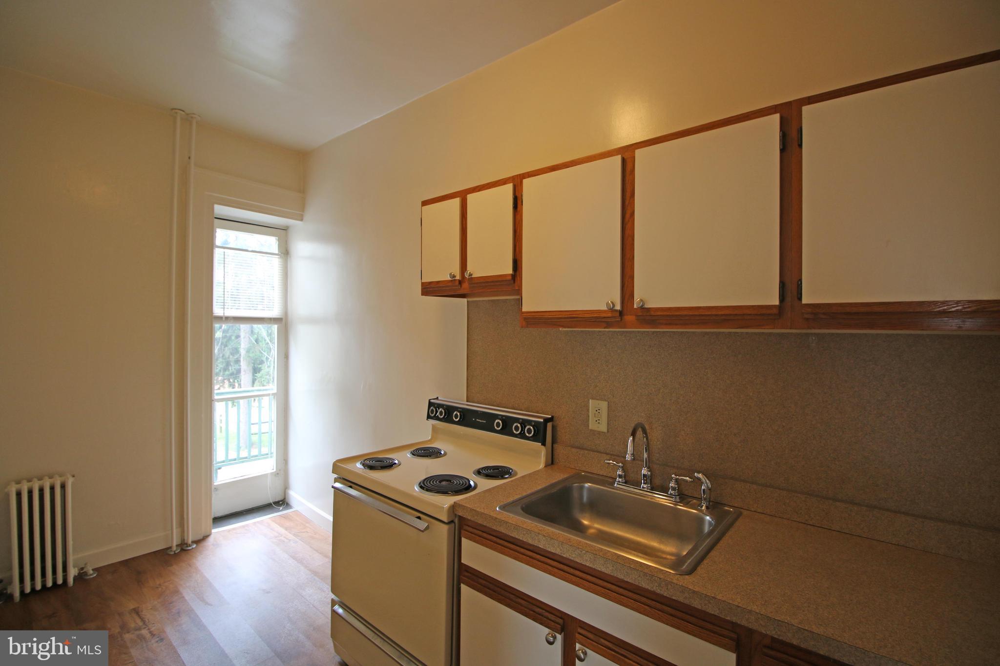 12 S FILBERT ST #B2