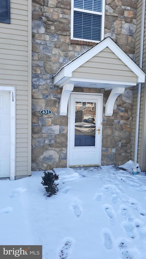 431 EISENHOWER DR