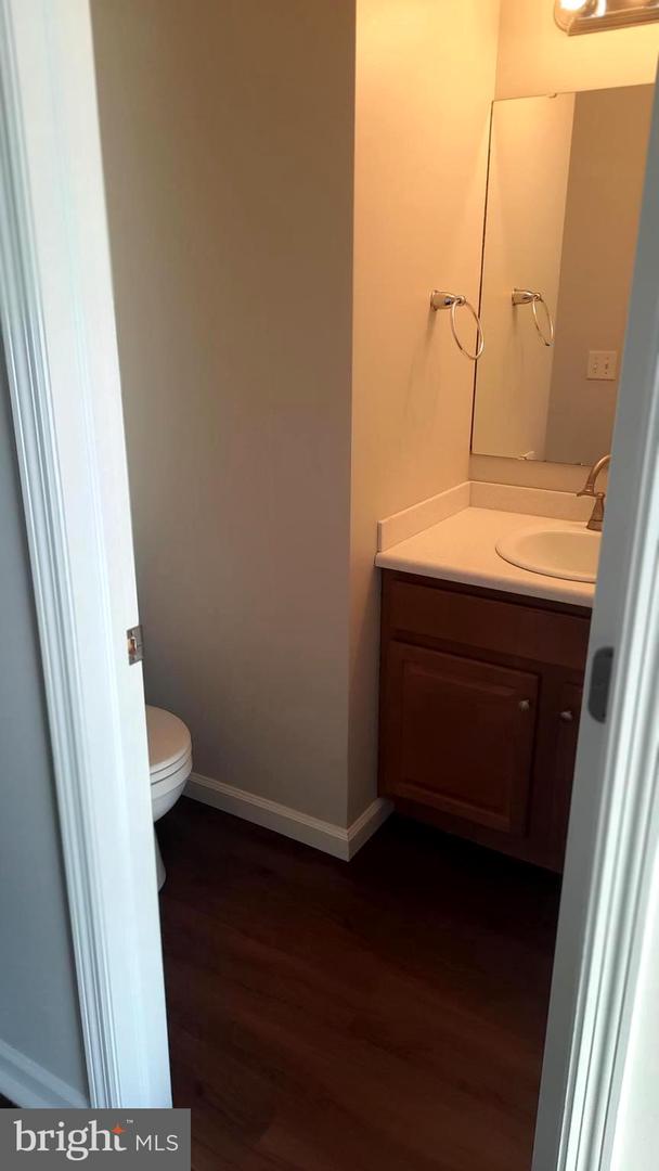 431 EISENHOWER DR