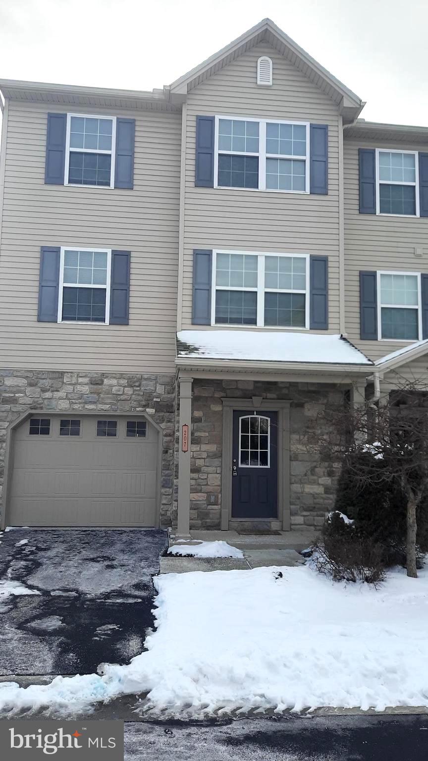 207 ANTILLES COURT