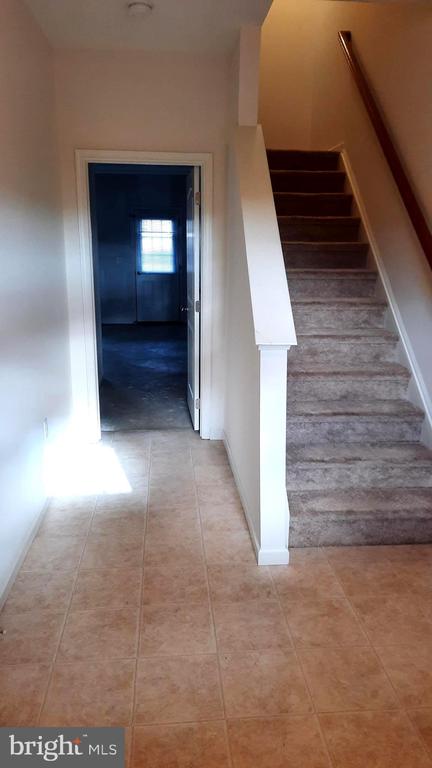 821 SCHOONER LN