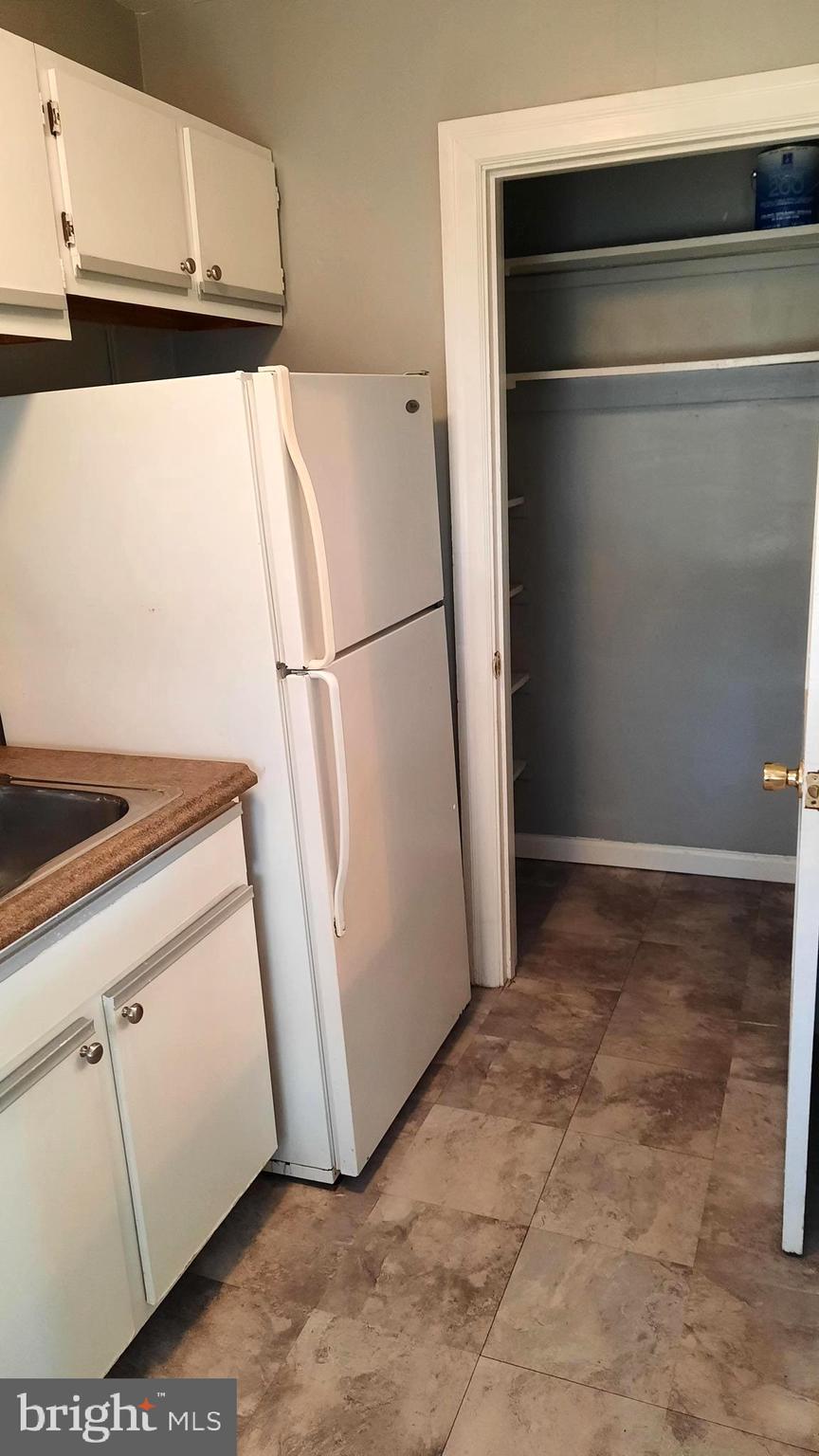 12 S FILBERT ST #B11