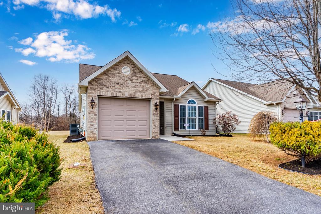 14 Keswick Dr