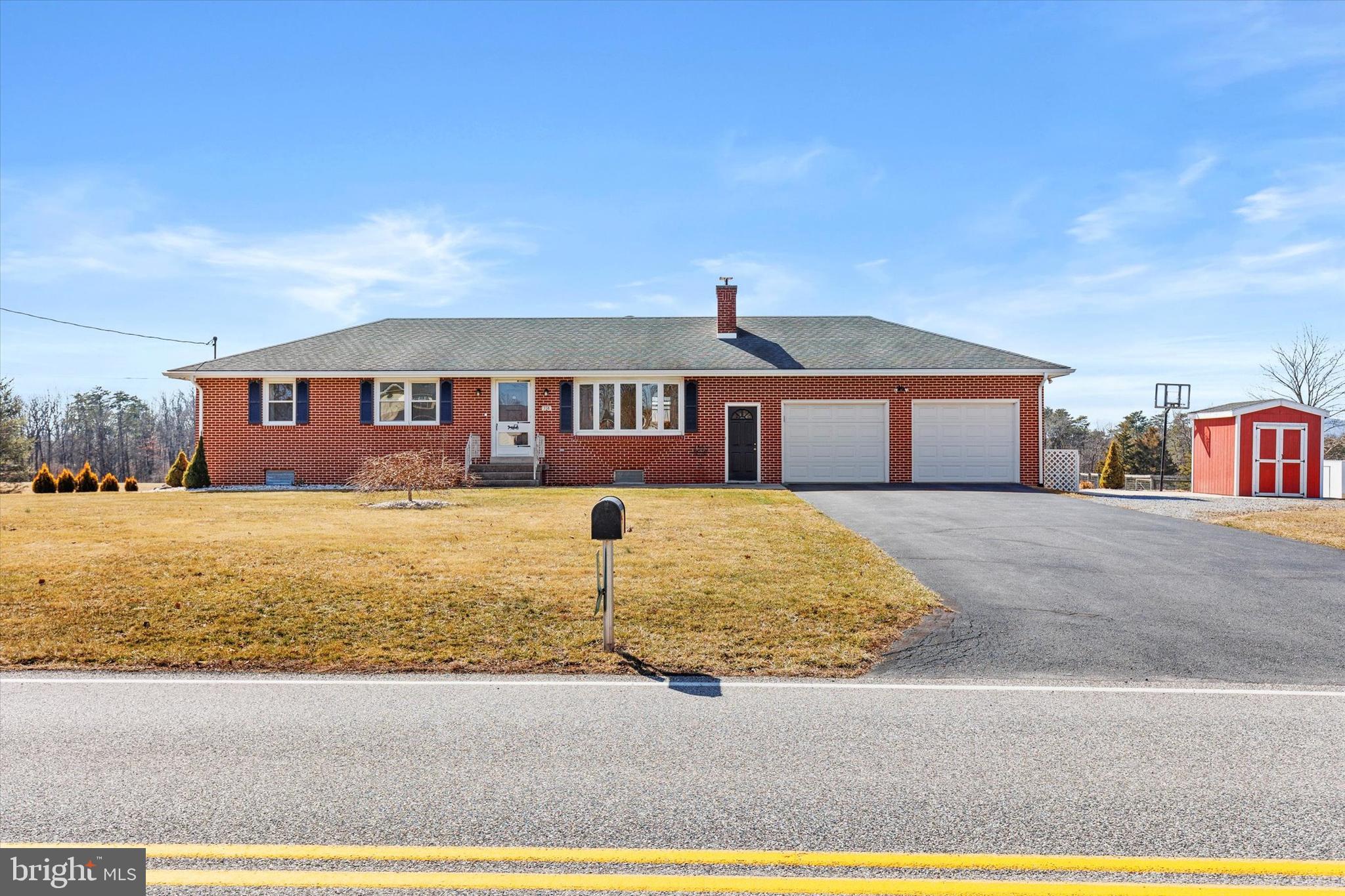 330 N Middlesex Rd