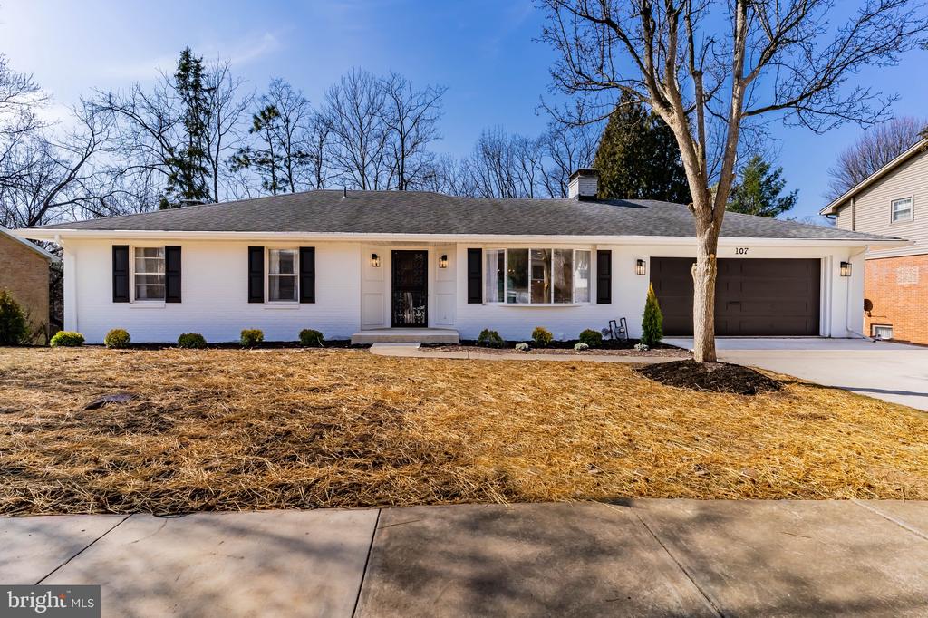 107 Parkview Rd