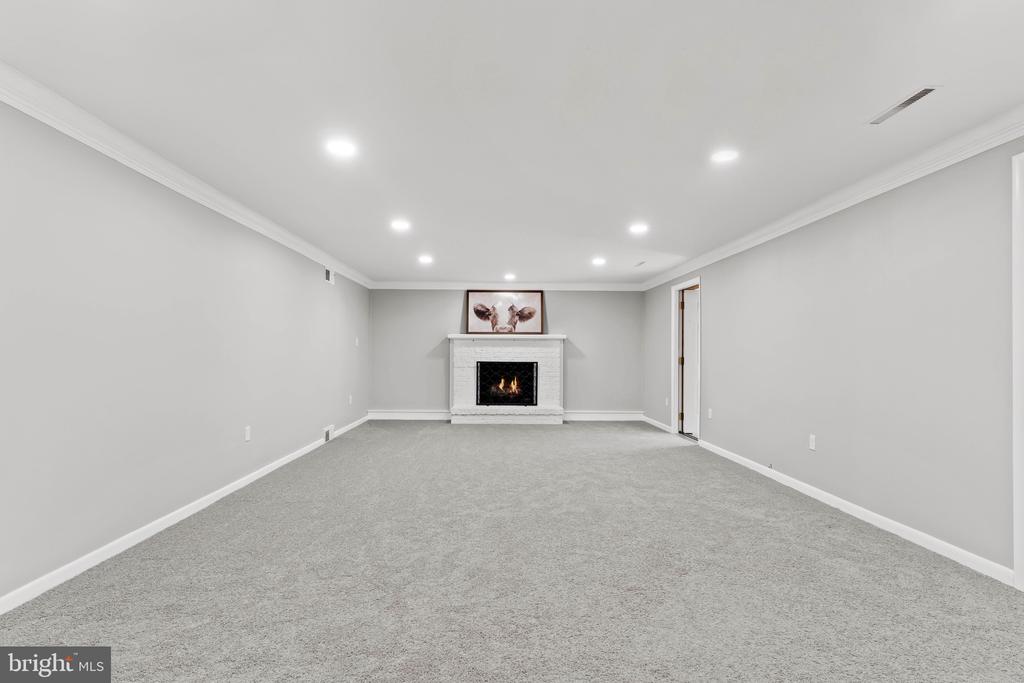 107 Parkview Rd