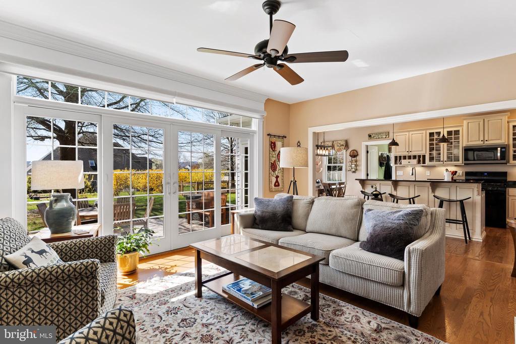 211 Shirley Ln