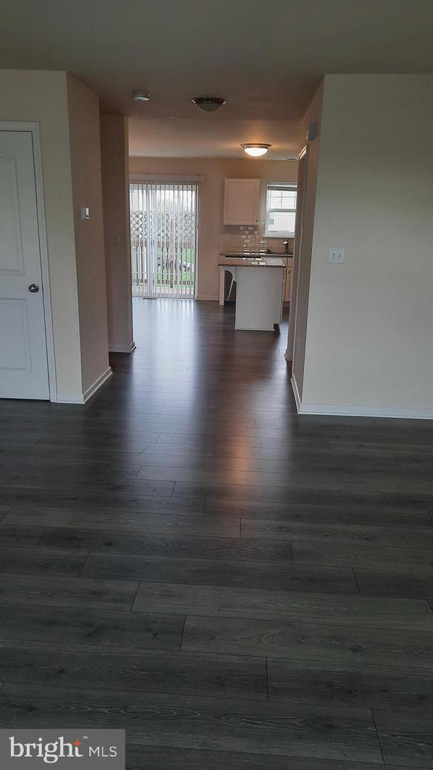839 SCHOONER LN