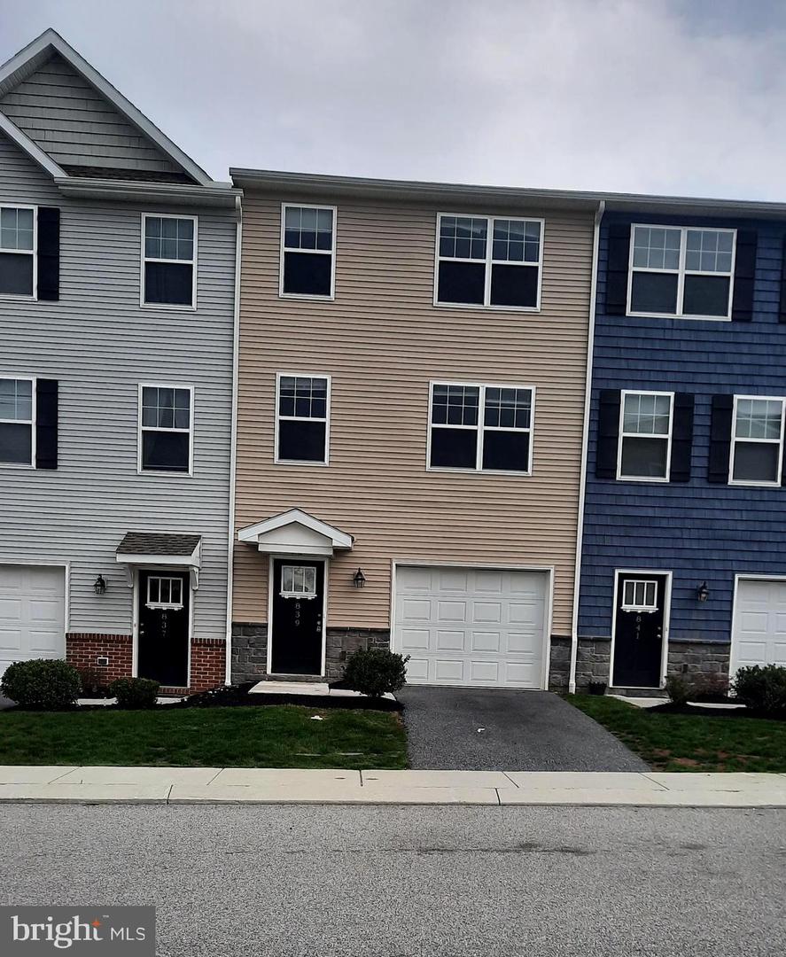839 SCHOONER LN