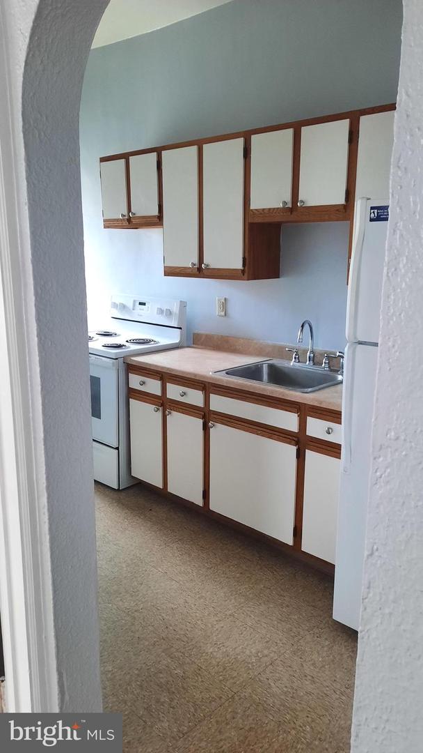 12 S FILBERT ST #C2