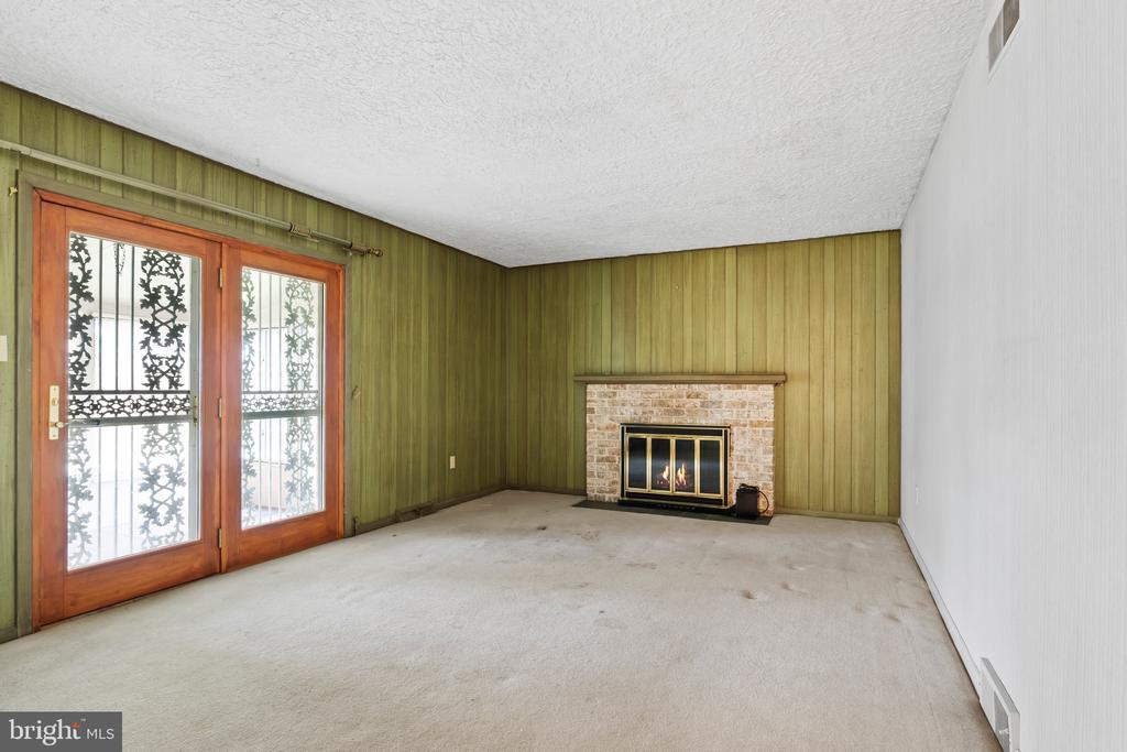 4411 Royal Oak Rd