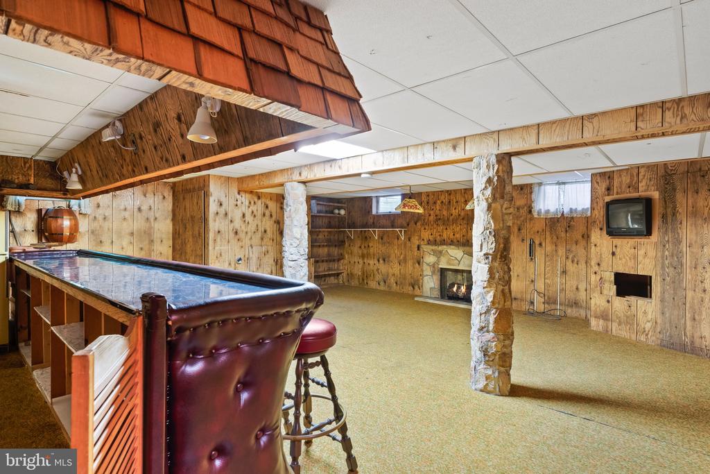 4411 Royal Oak Rd