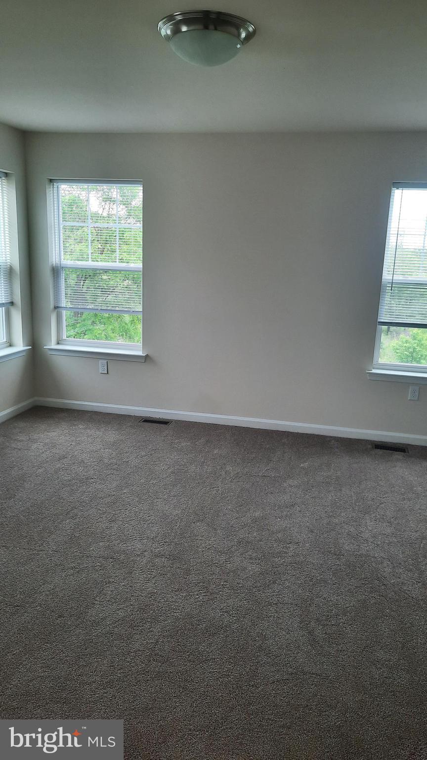 817 ADMIRALS QUAY DR