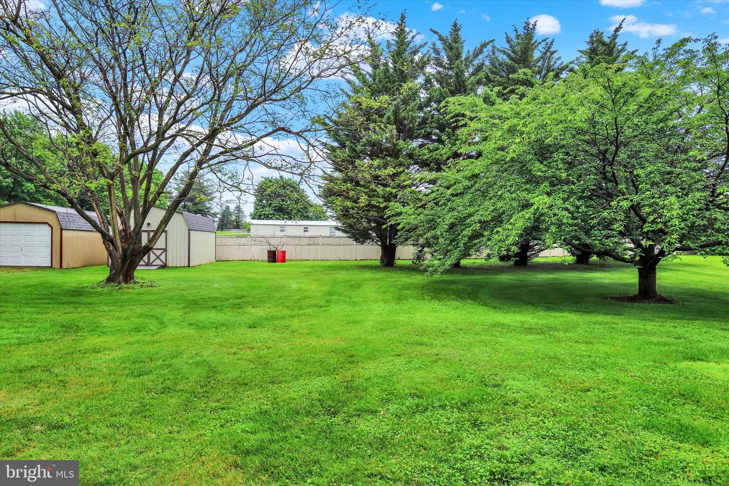 963 W Old York Rd