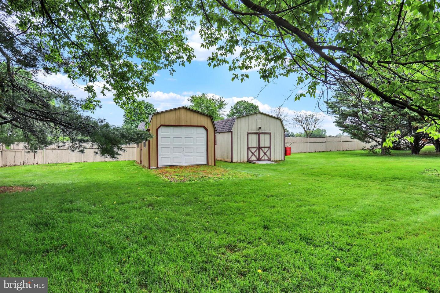 963 W Old York Rd