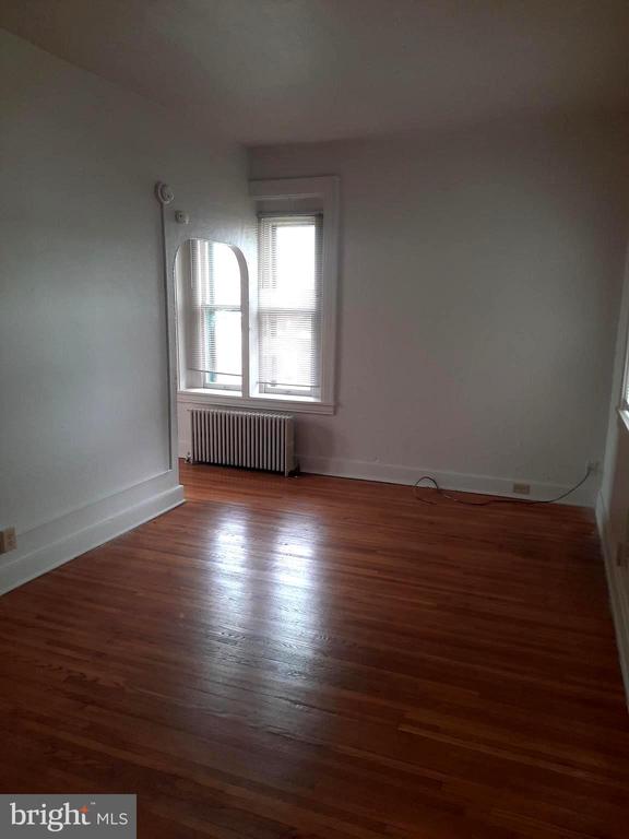 12 S FILBERT ST #B1