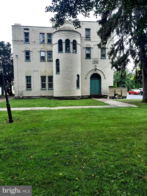 12 S FILBERT ST #B1