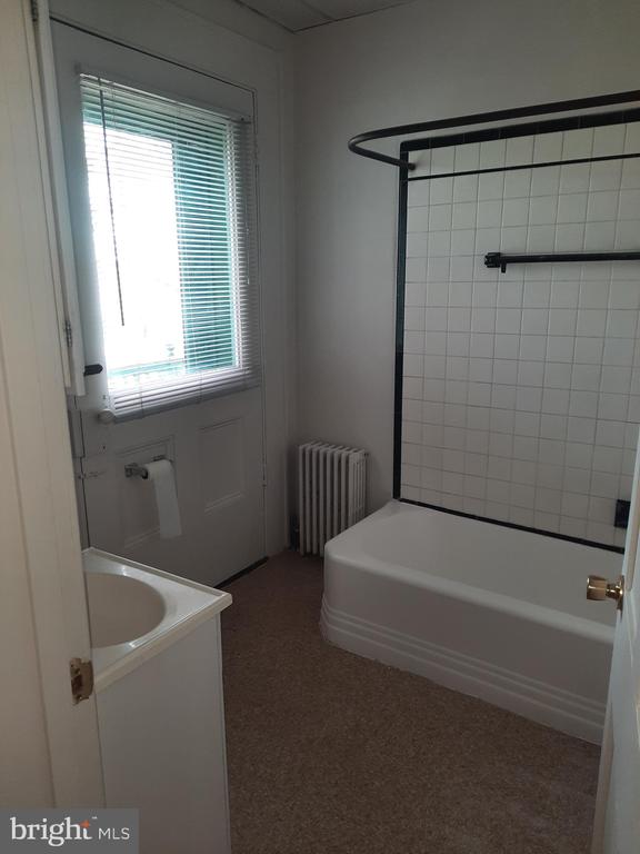 12 S FILBERT ST #B1